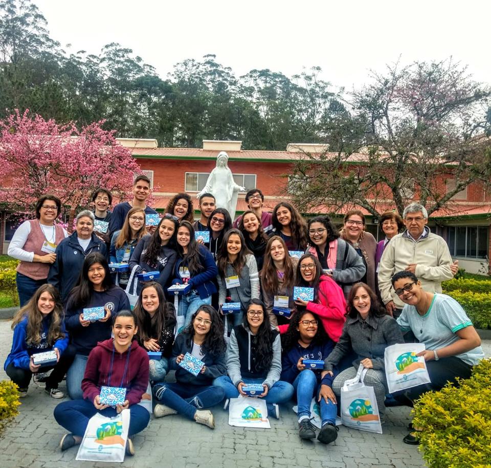 37640880_1998958673482394_6187178330106626048_n