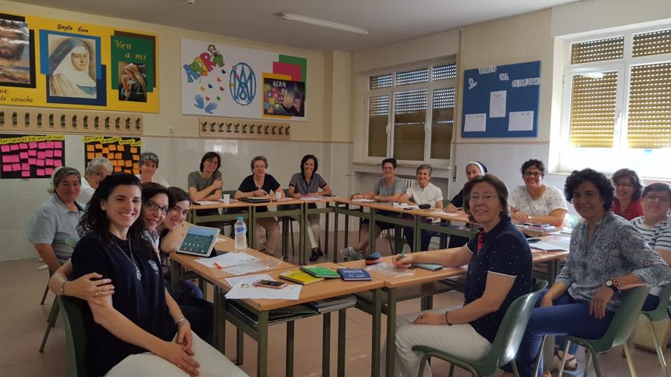 42286084_557714351328058_2918382444581224448_n