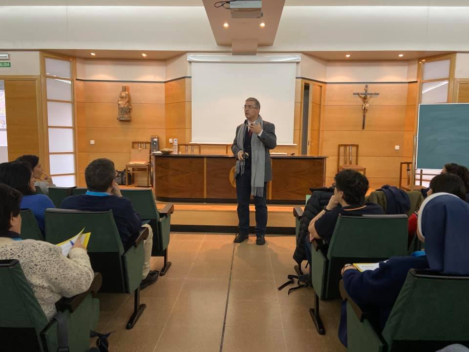 83147106_2418639945113463_4706610263162355712_n