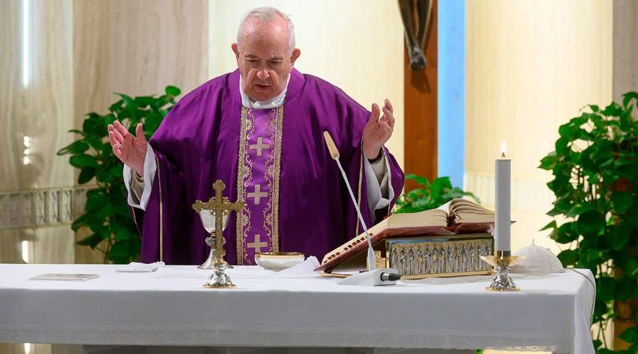 papa-francisco-misa-santa-marta-vatican-media-20032020